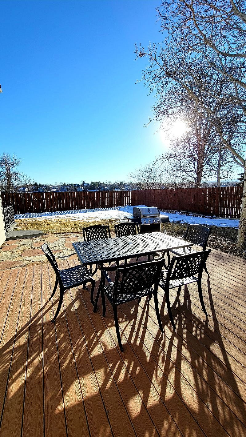 Common Space: Outdoor Patio Area