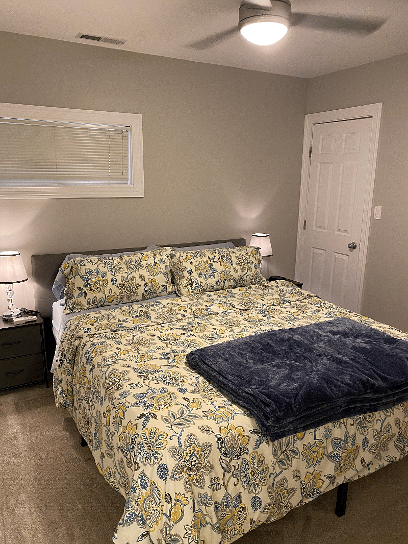 King bedroom downstairs