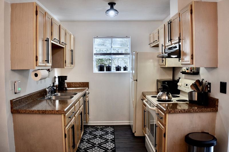 Furnished Finder property 345413_1 photo 7