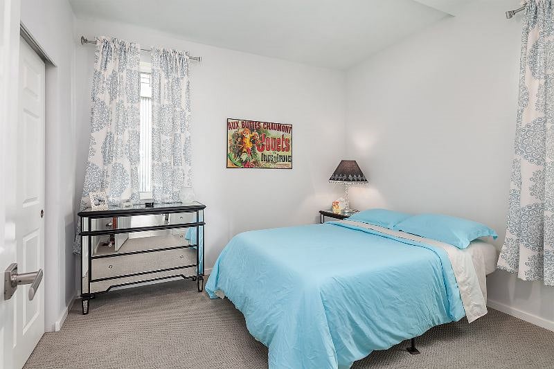 Secondary bedroom - 2nd Floor