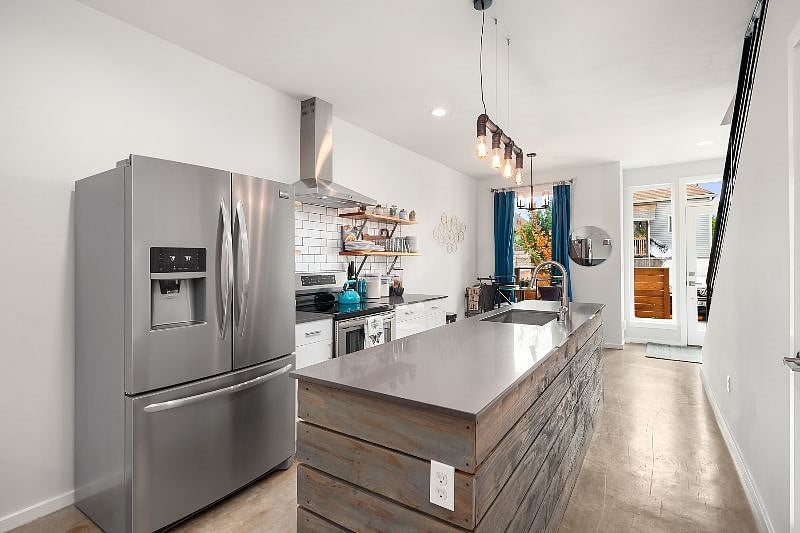 Kitchen - 1st Floor