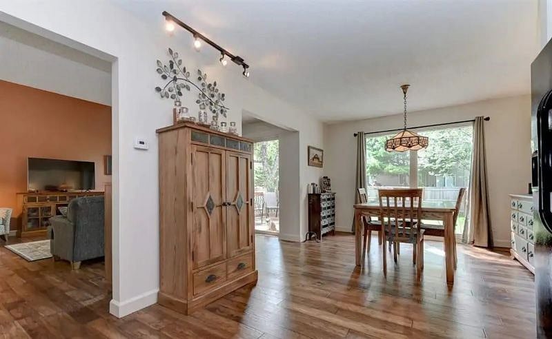 Furnished Finder property 345619_1 photo 3