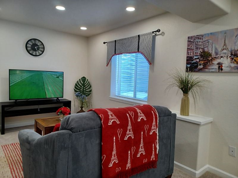 Furnished Finder property 345637_1 photo 5