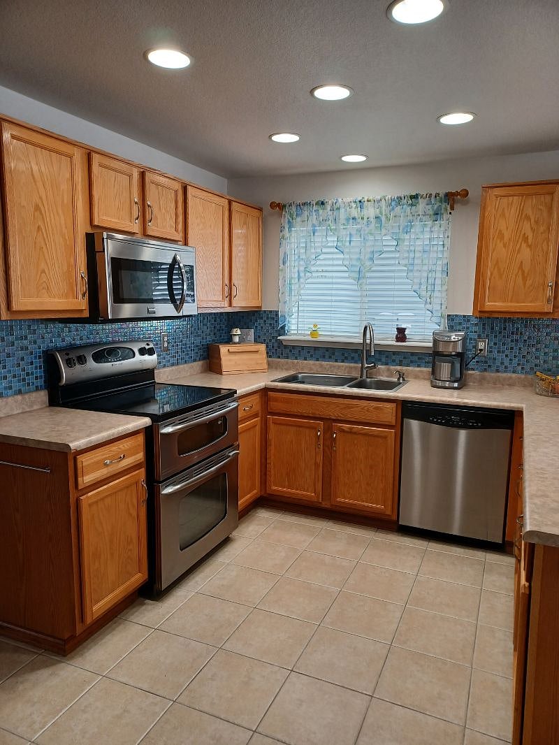 Furnished Finder property 345637_1 photo 15