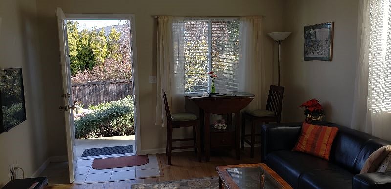Furnished Finder property 345647_1 photo 9