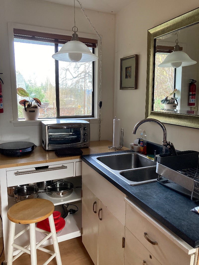 North wall kitchen