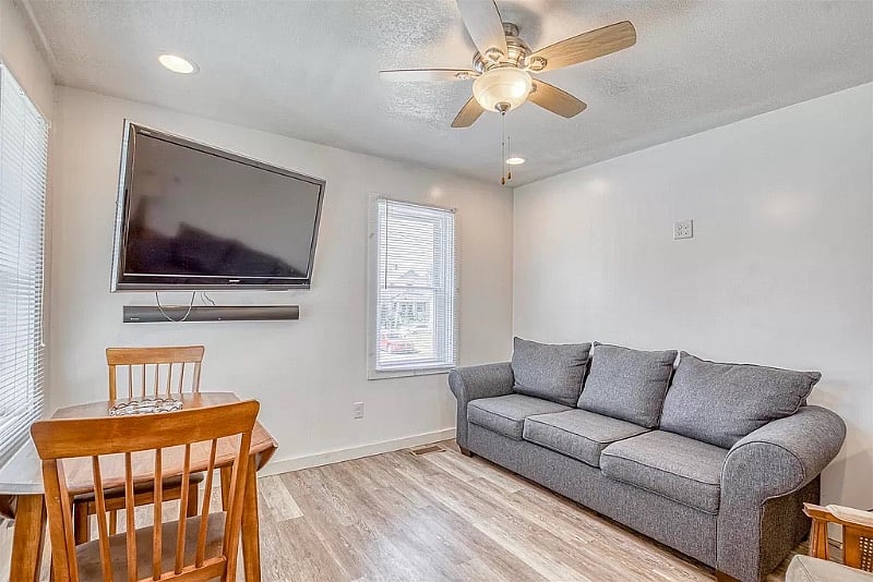Furnished Finder property 345759_1 photo 3
