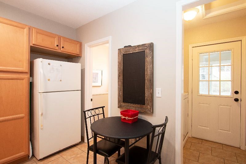 Furnished Finder property 345825_1 photo 7