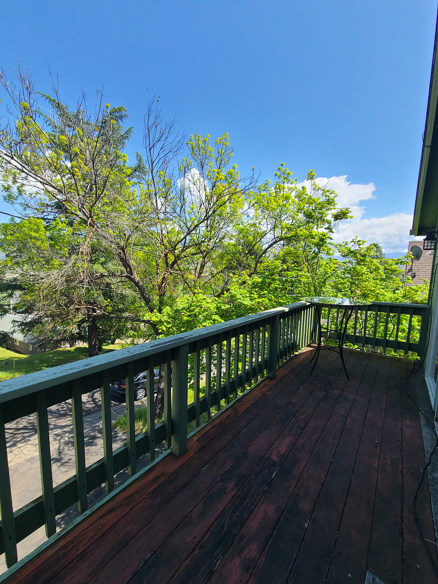 FRONT DECK VIEW