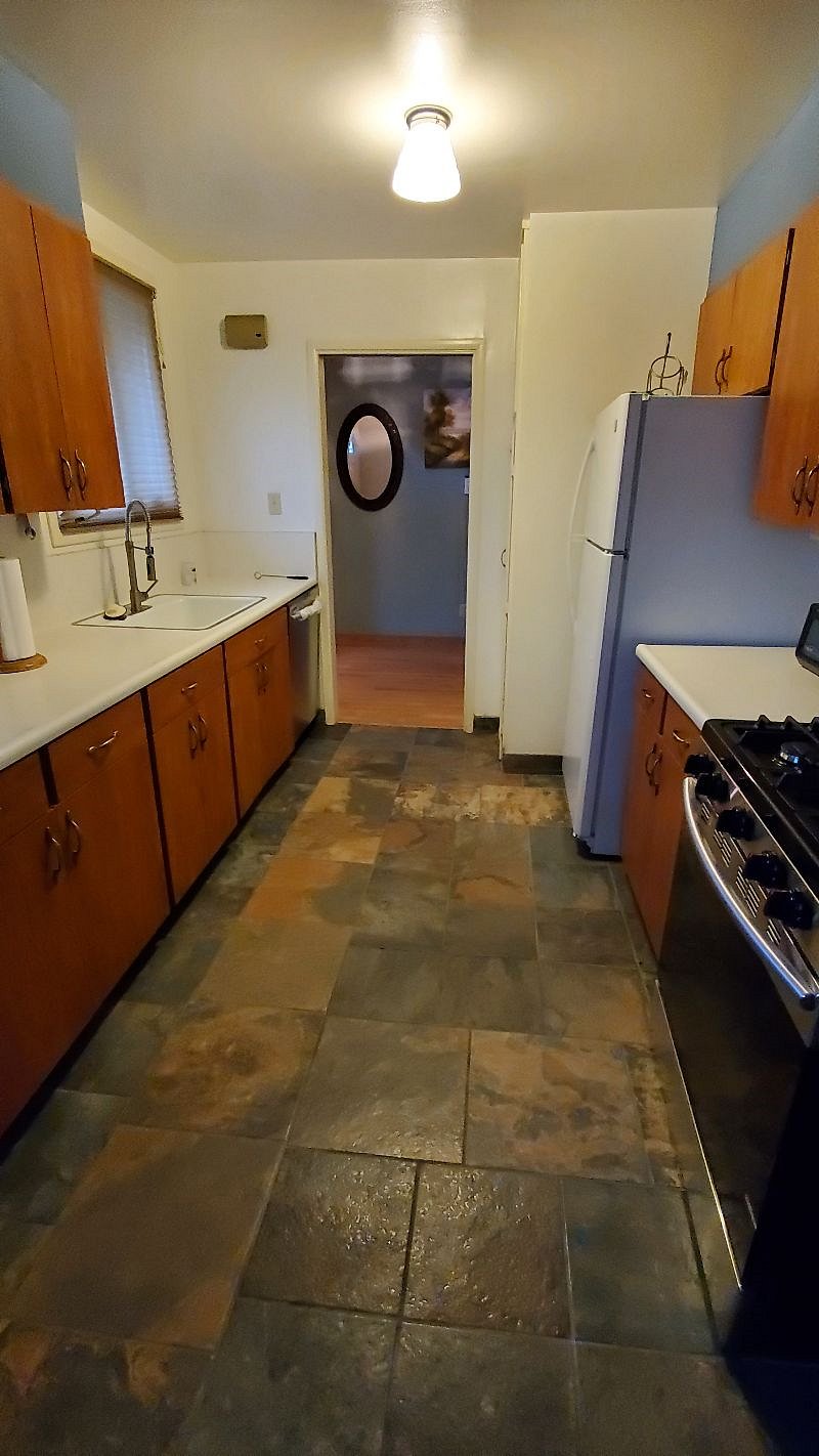 Furnished Finder property 345927_1 photo 3