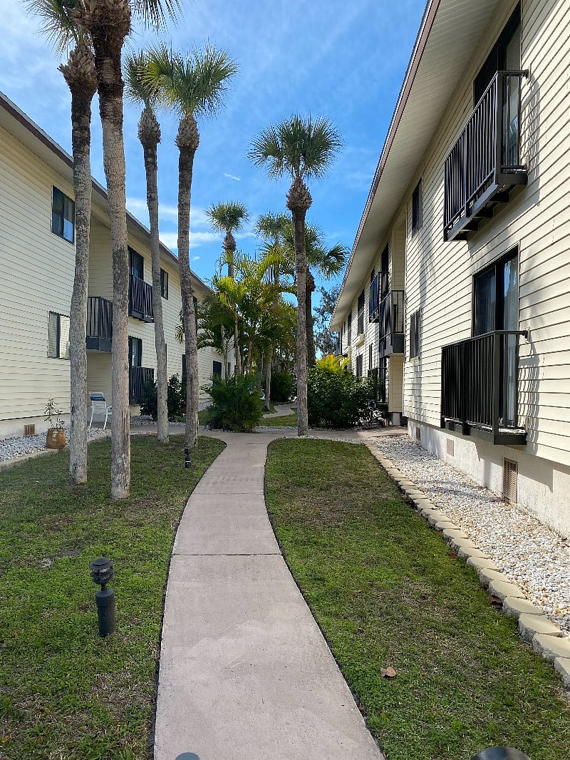 Furnished Finder property 345930_1 photo 22