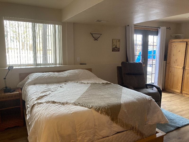 Furnished Finder property 346098_1 photo 8