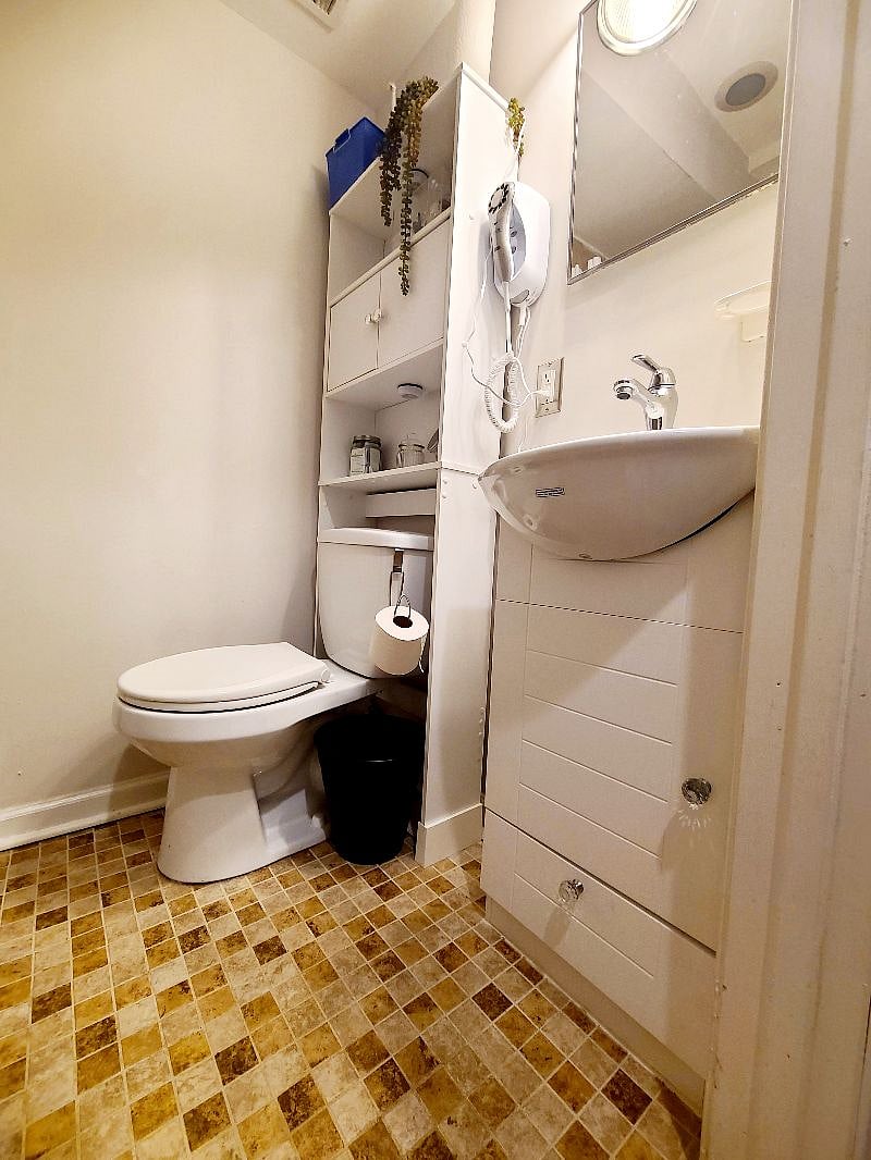 Furnished Finder property 346116_3 photo 13