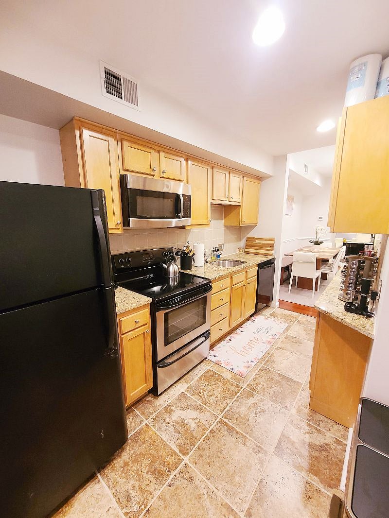 Furnished Finder property 346116_3 photo 10
