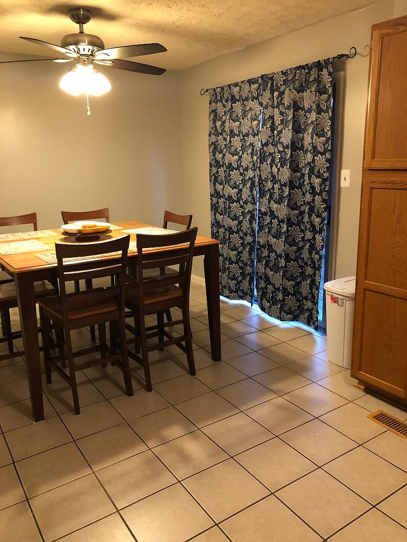 Furnished Finder property 346125_1 photo 7
