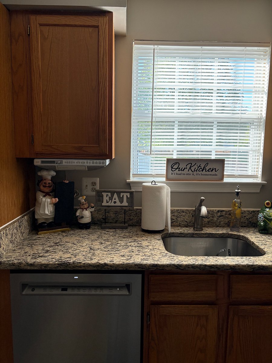 Furnished Finder property 346125_1 photo 6