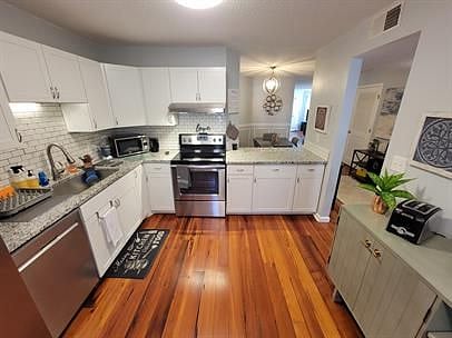 Furnished Finder property 346174_1 photo 9