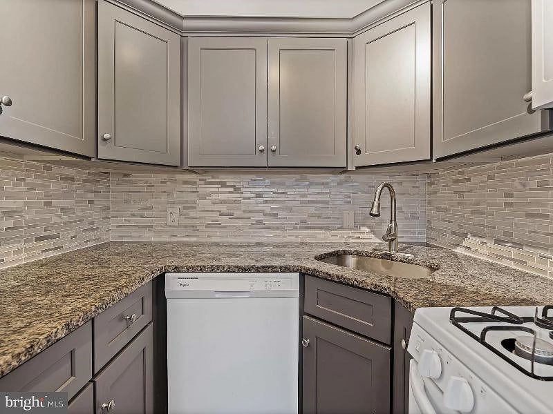 Furnished Finder property 346185_1 photo 11