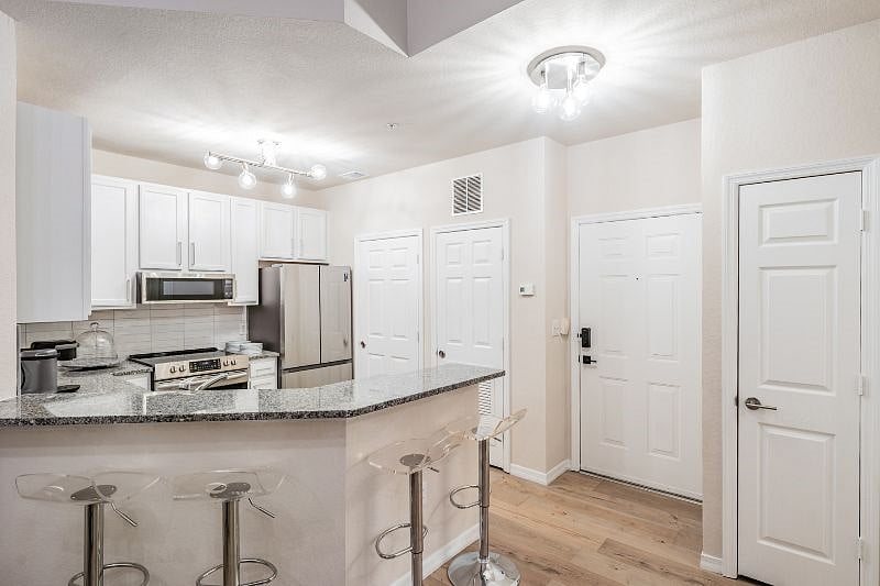Furnished Finder property 346319_1 photo 11