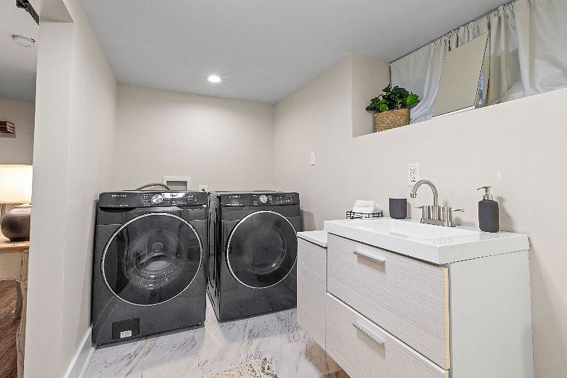 Furnished Finder property 346341_1 photo 32