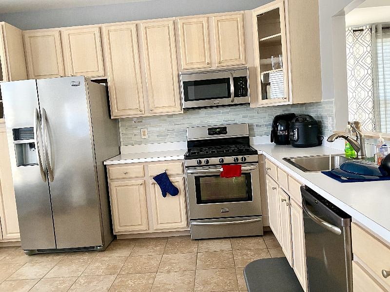 Furnished Finder property 346570_3 photo 3