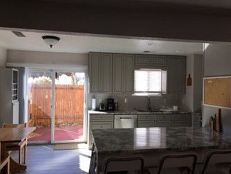 Furnished Finder property 346592_1 photo 9