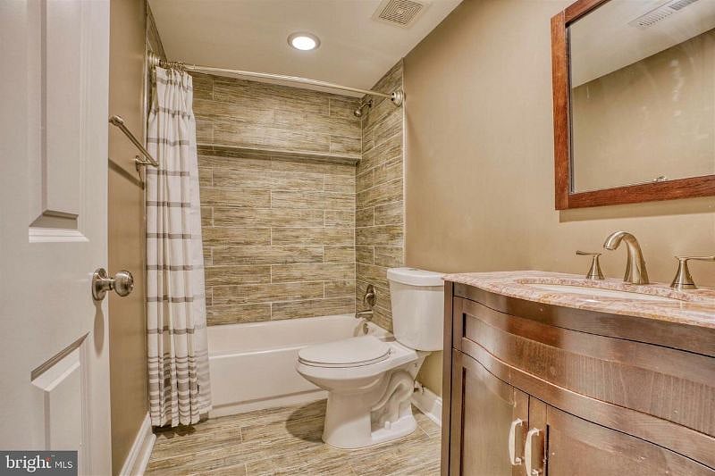 Furnished Finder property 346616_1 photo 12