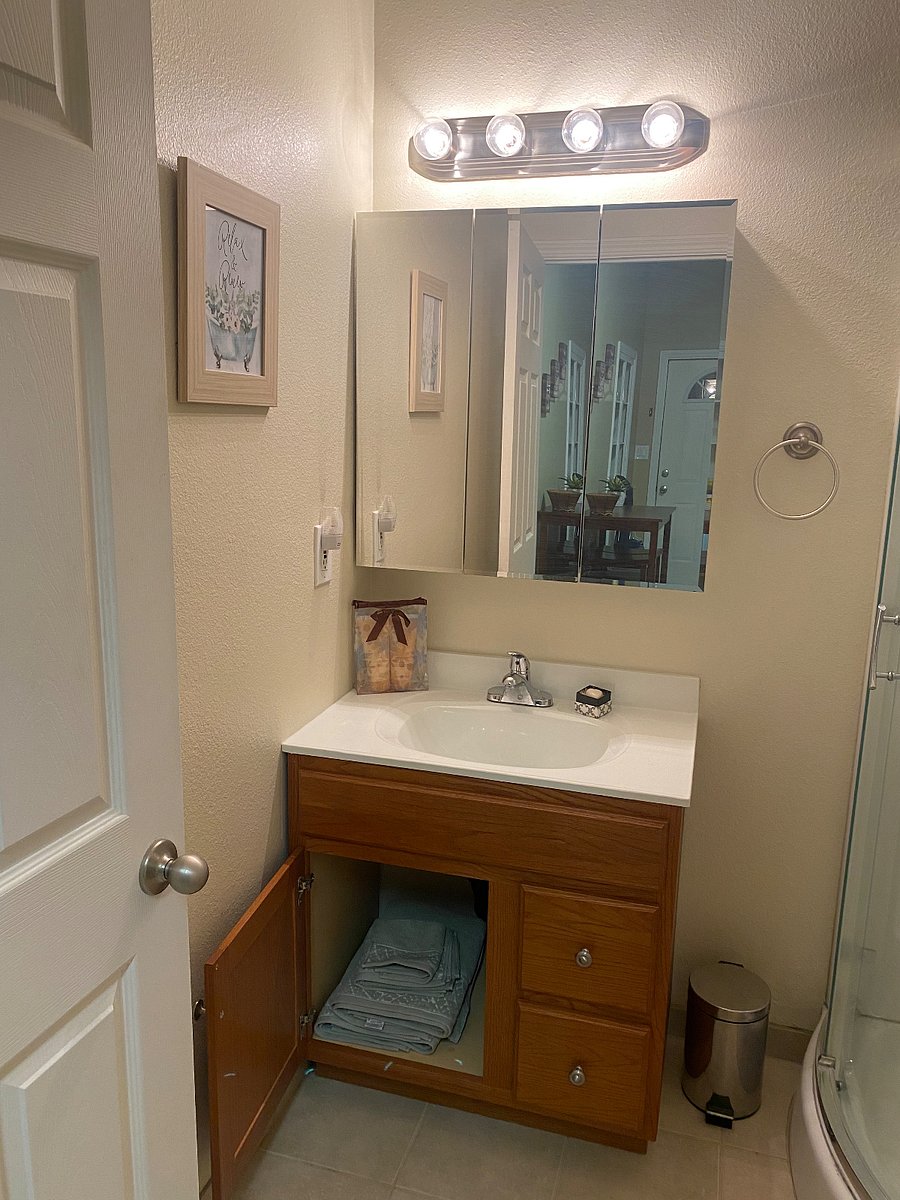 Furnished Finder property 346663_1 photo 8