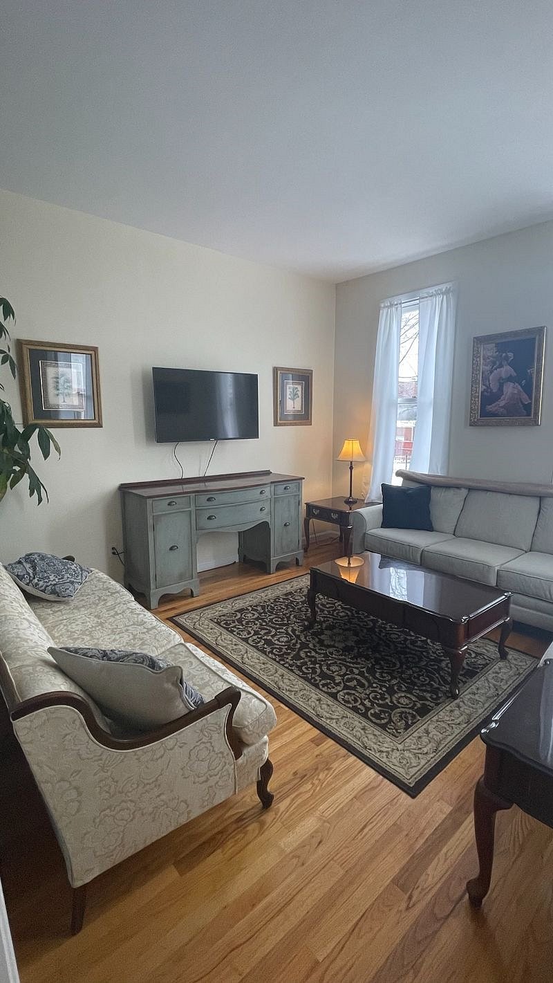 Furnished Finder property 346680_1 photo 3