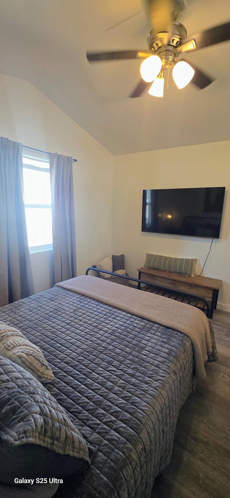 Second bedroom