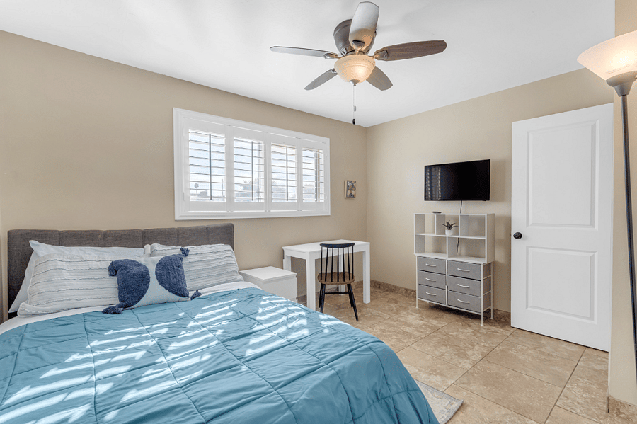 guest bedroom