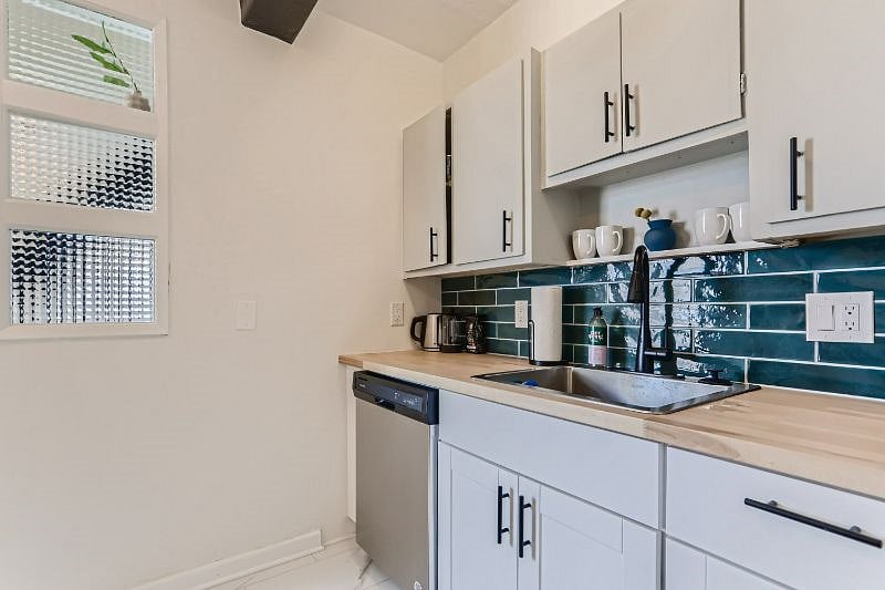 Furnished Finder property 346783_1 photo 11