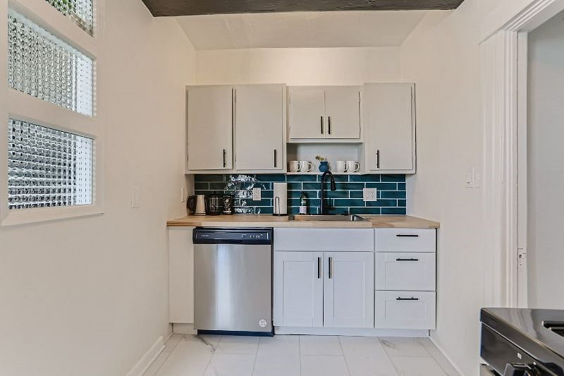 Furnished Finder property 346783_1 photo 10
