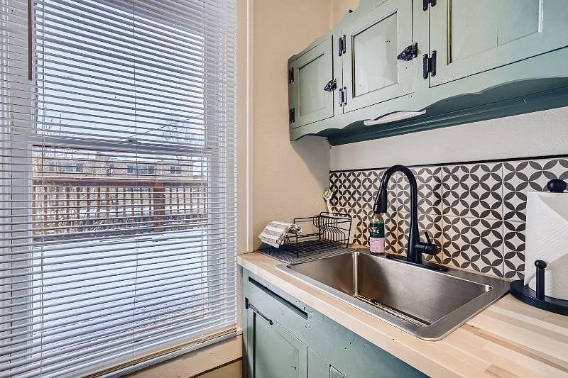 Furnished Finder property 346783_3 photo 7