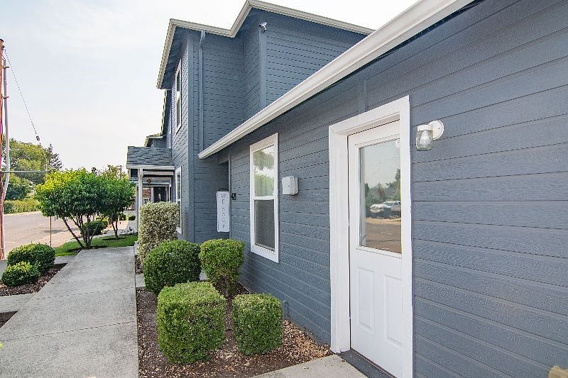 Furnished Finder property 346950_1 photo 15