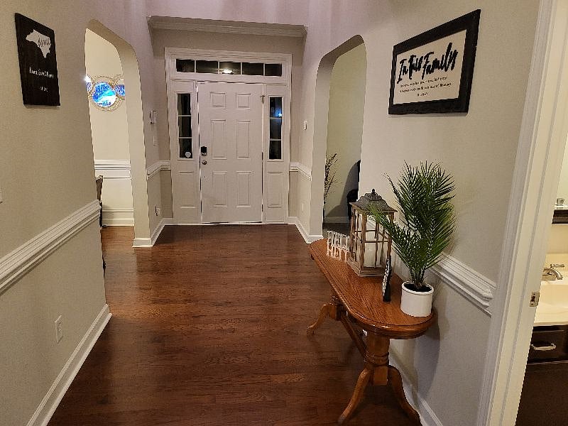 Furnished Finder property 347104_3 photo 8
