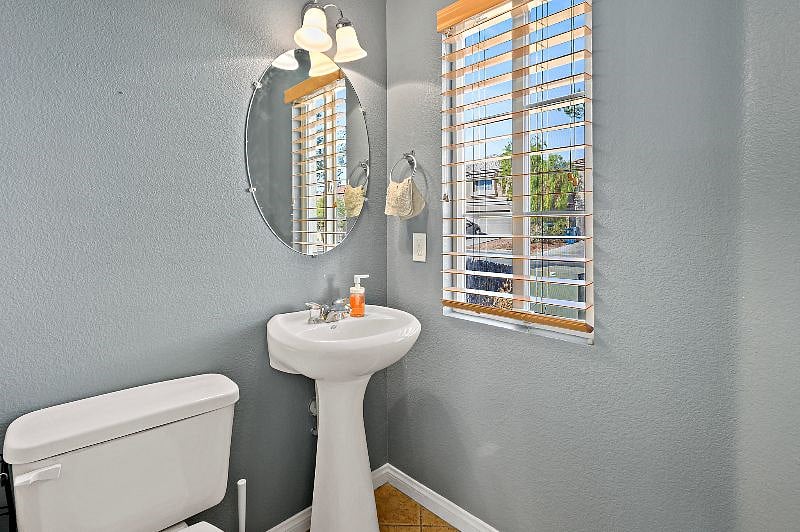 Furnished Finder property 347137_1 photo 11