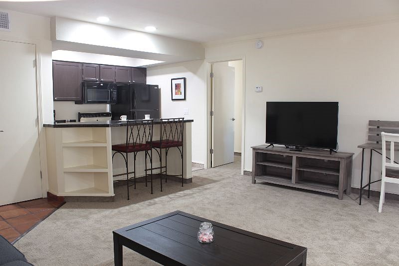 Furnished Finder property 347242_1 photo 2