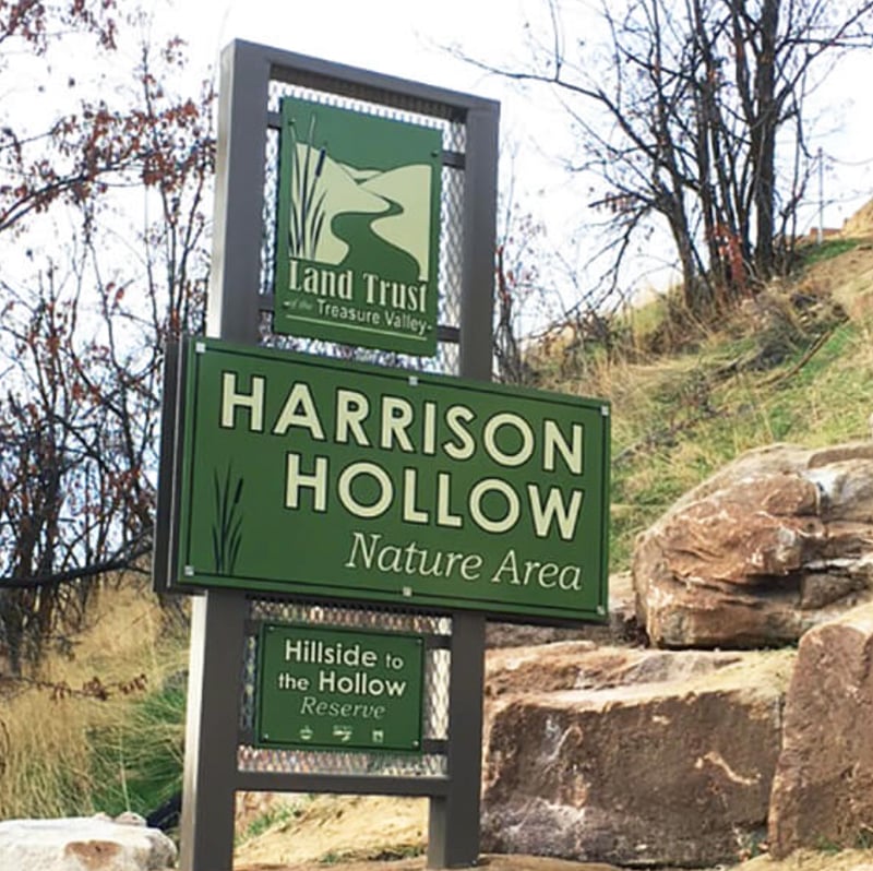 Only 3 minutes to Harrison Hollow trailhead