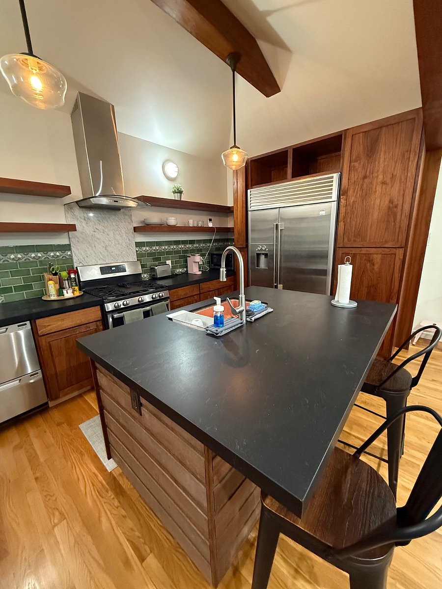 Furnished Finder property 347466_2 photo 5