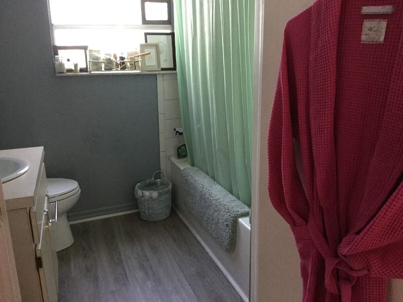 Private full bathroom