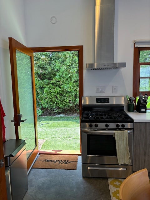 Furnished Finder property 347516_1 photo 10