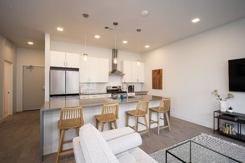 Furnished Finder property 347548_1 photo 9