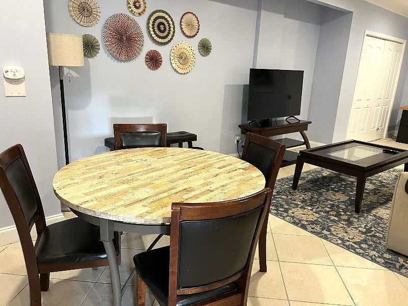 Furnished Finder property 347638_1 photo 13