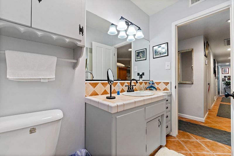 Furnished Finder property 347651_1 photo 7