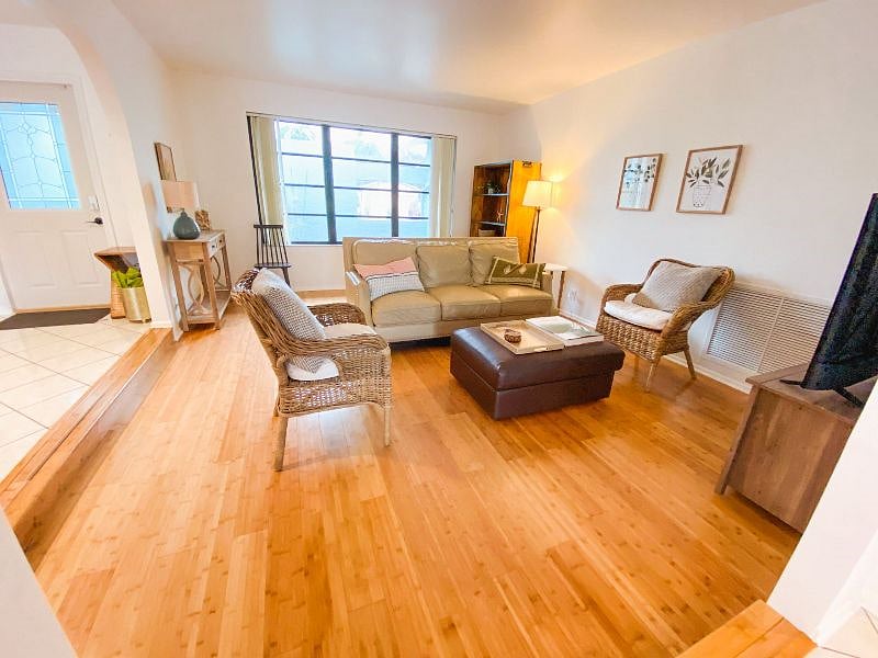 Furnished Finder property 347680_1 photo 6