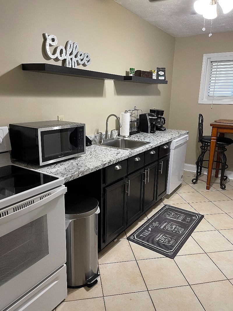 Furnished Finder property 347705_1 photo 15