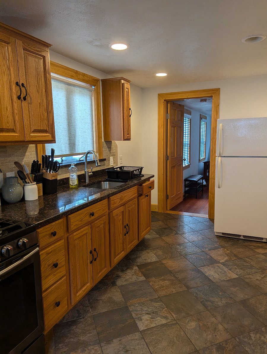 Furnished Finder property 347778_1 photo 4