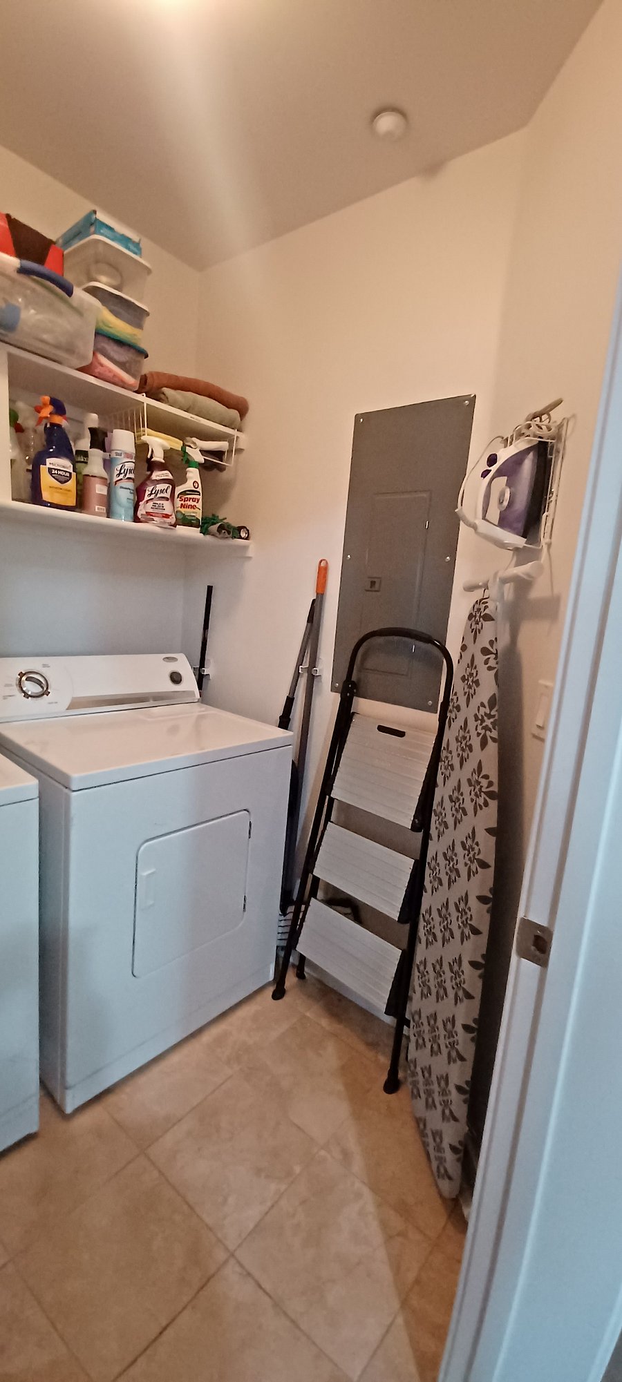 Furnished Finder property 347830_1 photo 22
