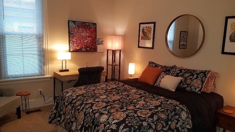 2nd Bedroom features Queen bed with all new sheets, pillows, throw, etc. 